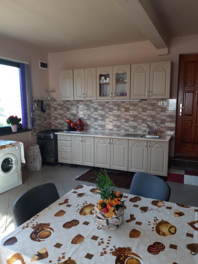 Becze Vanda Kulcsoshaz Lazarea Ngoại thất bức ảnh